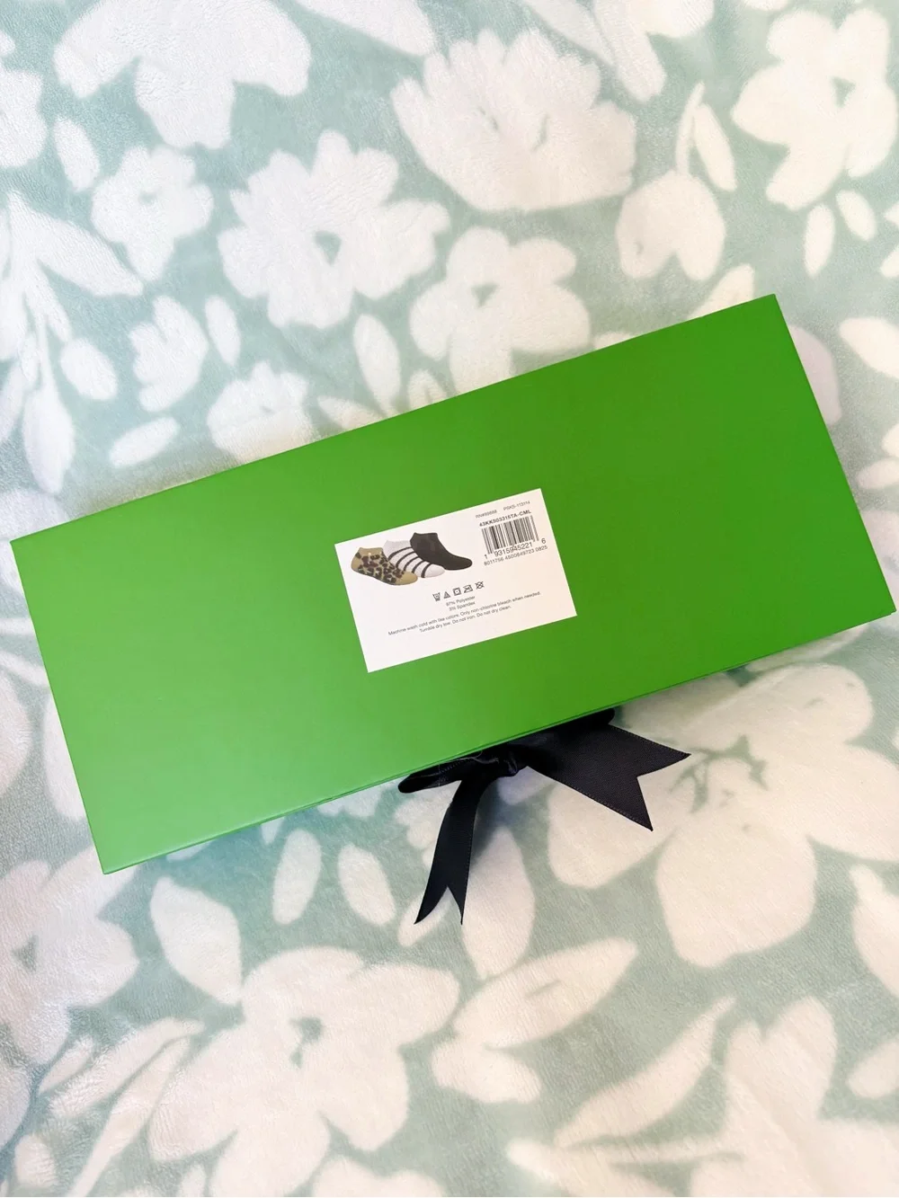 Kate Spade New York Low Cut Cozy Fuzzy Socks Gift Set 🐆✨